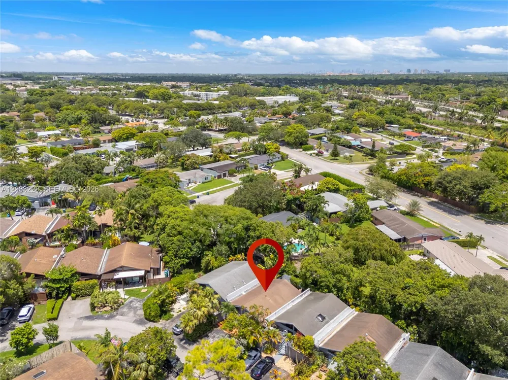 11209 SW 114th Lane Circle Miami, FL 33176