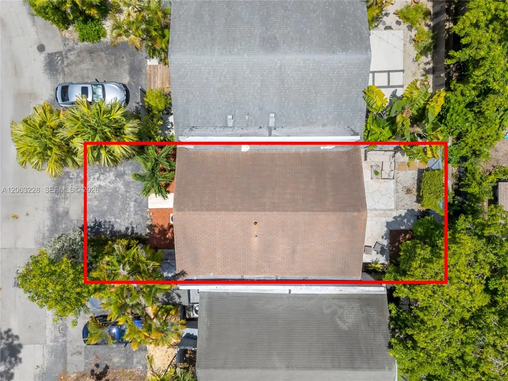 11209 SW 114th Lane Circle Miami, FL 33176