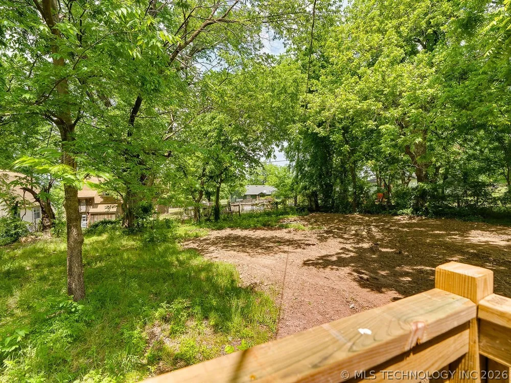 810 W 2nd Ada, OK 74820