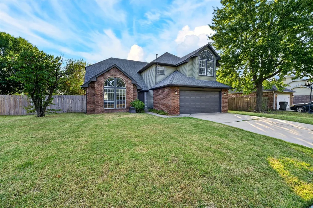 7906 131st East Avenue Owasso, OK 74055
