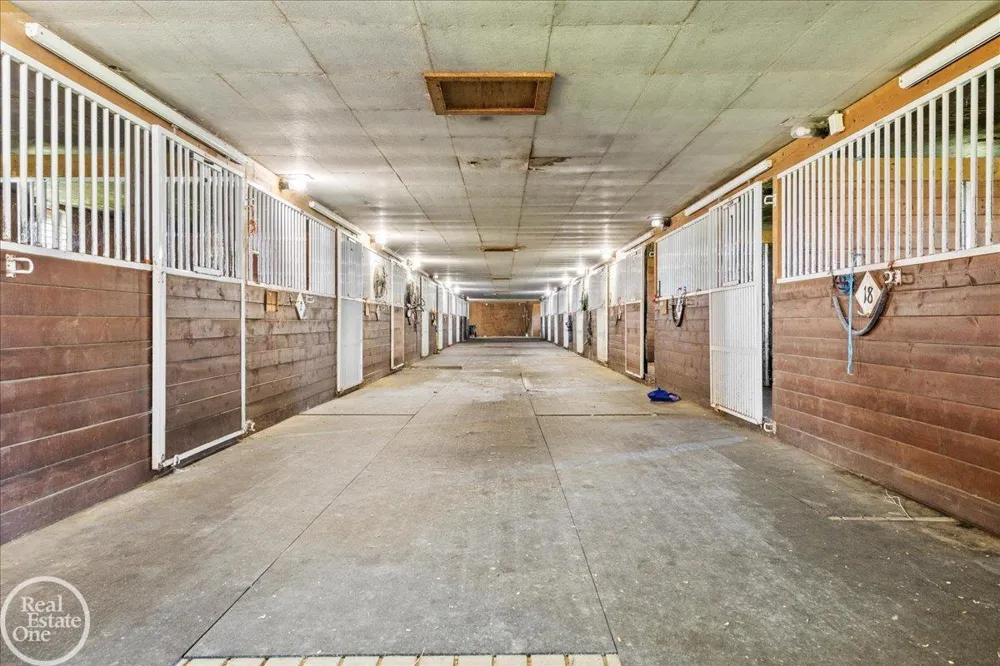 6277 Fred W Moore Highway China Township, MI 48054