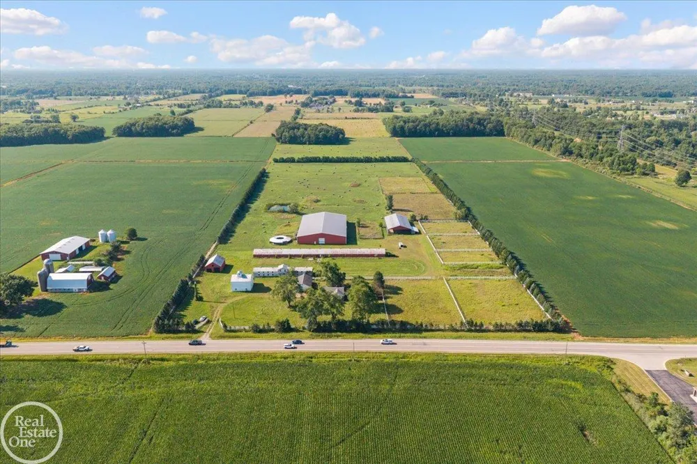 6277 Fred W Moore Highway China Township, MI 48054