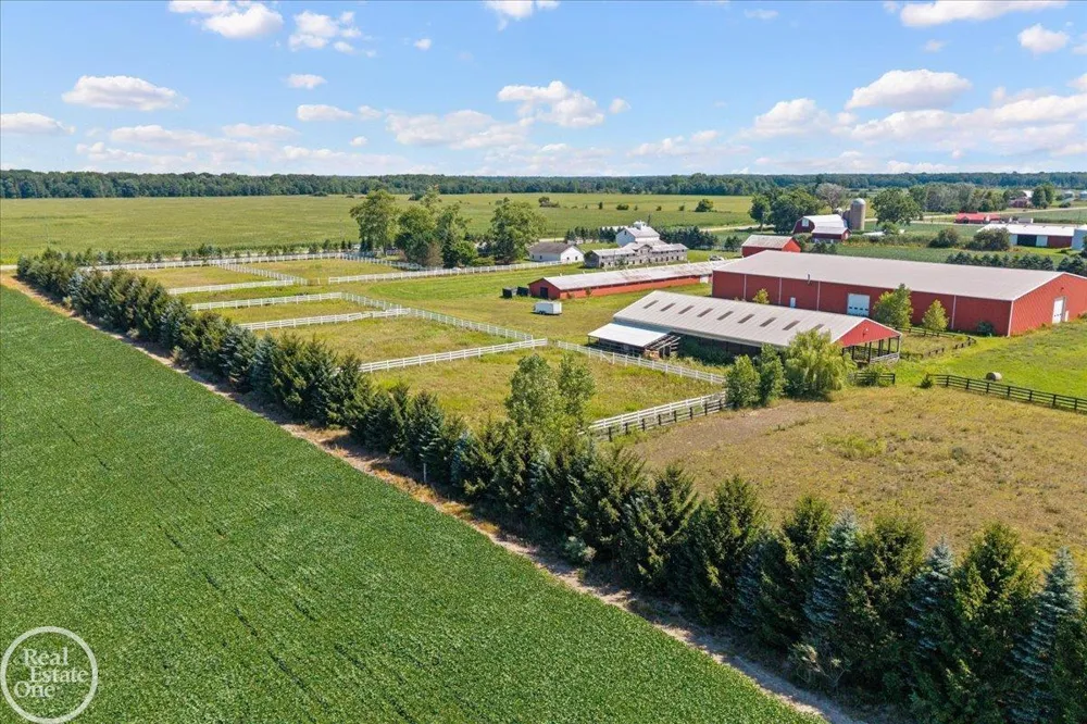 6277 Fred W Moore Highway China Township, MI 48054