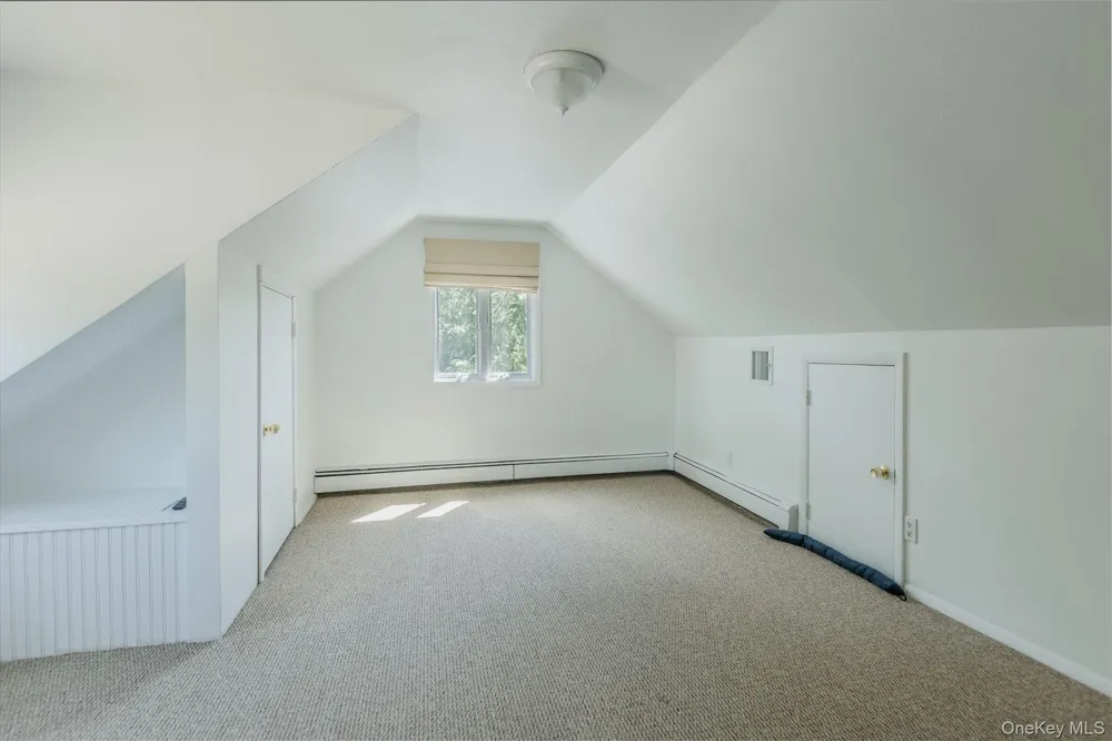 306 5th Avenue East Northport, NY 11731