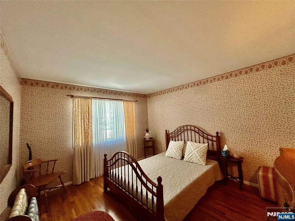 729 7th Street Carlstadt, NJ 07072