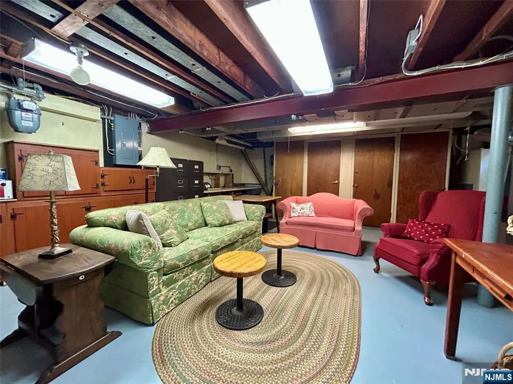 729 7th Street Carlstadt, NJ 07072