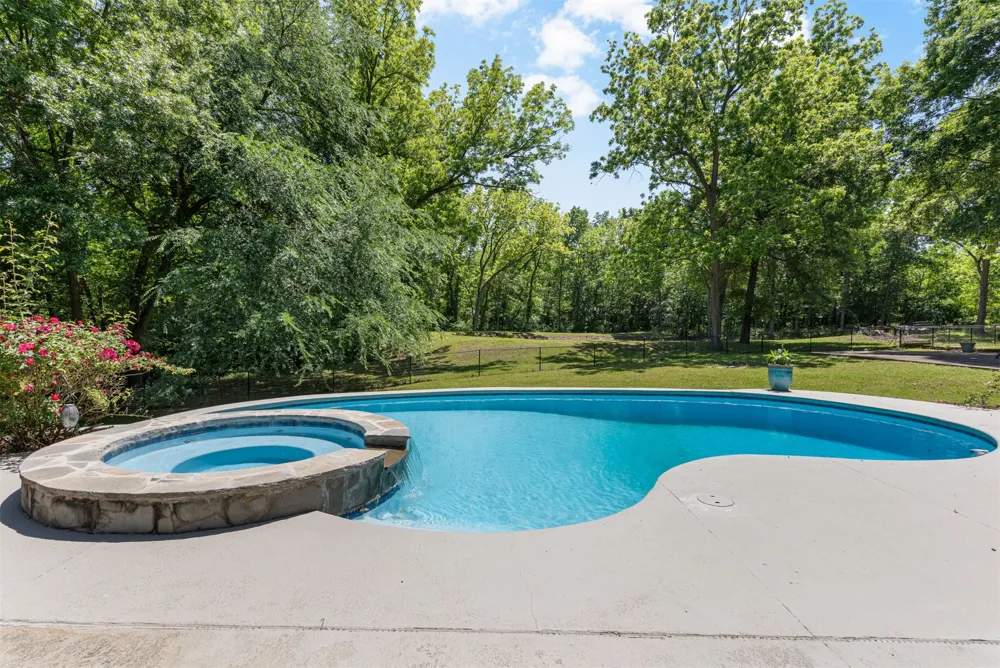 28310 E 6th Place Catoosa, OK 74015