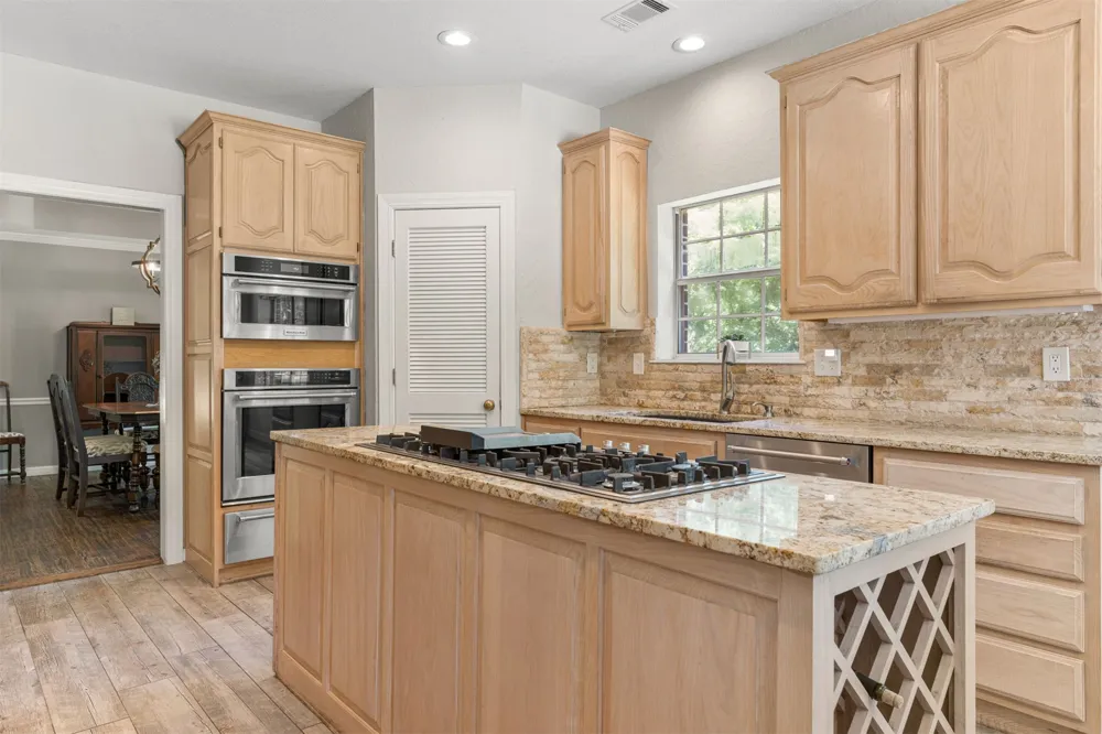 28310 E 6th Place Catoosa, OK 74015