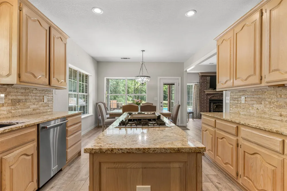 28310 E 6th Place Catoosa, OK 74015