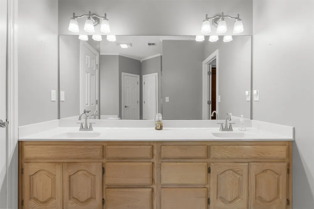 28310 E 6th Place Catoosa, OK 74015