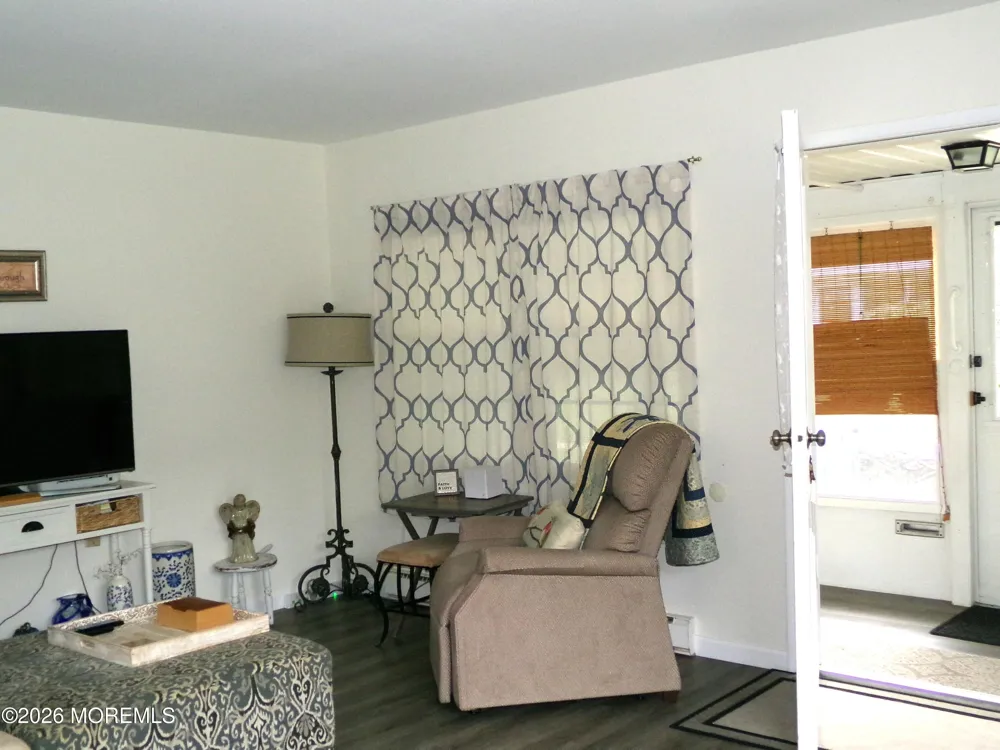 872 Balmoral Court #A Lakewood, NJ 08701