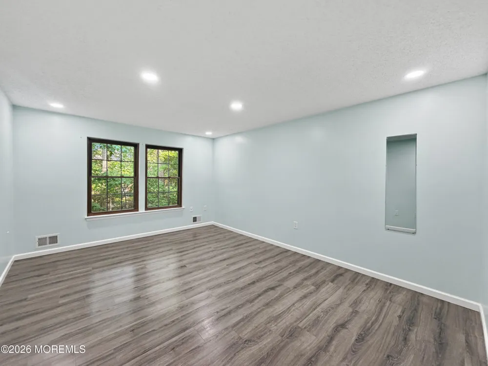 809 Daffodil Drive Jackson, NJ 08527