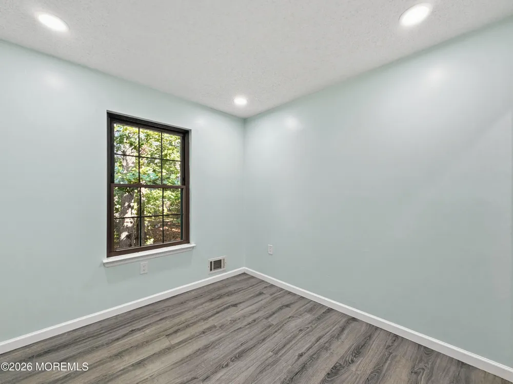 809 Daffodil Drive Jackson, NJ 08527