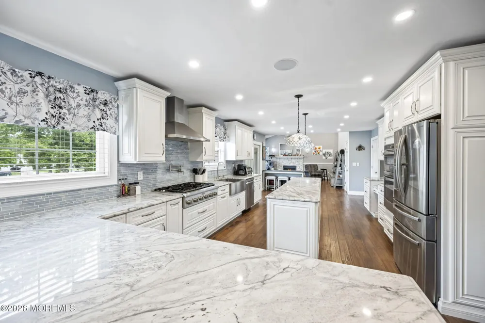 30 Kentucky Drive Hazlet, NJ 07730