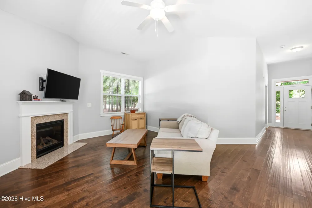 100 Hickory Circle Hampstead, NC 28443