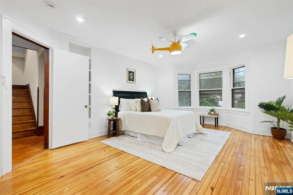 616-618 Clifton Avenue Newark, NJ 07104
