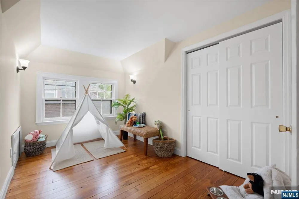616-618 Clifton Avenue Newark, NJ 07104