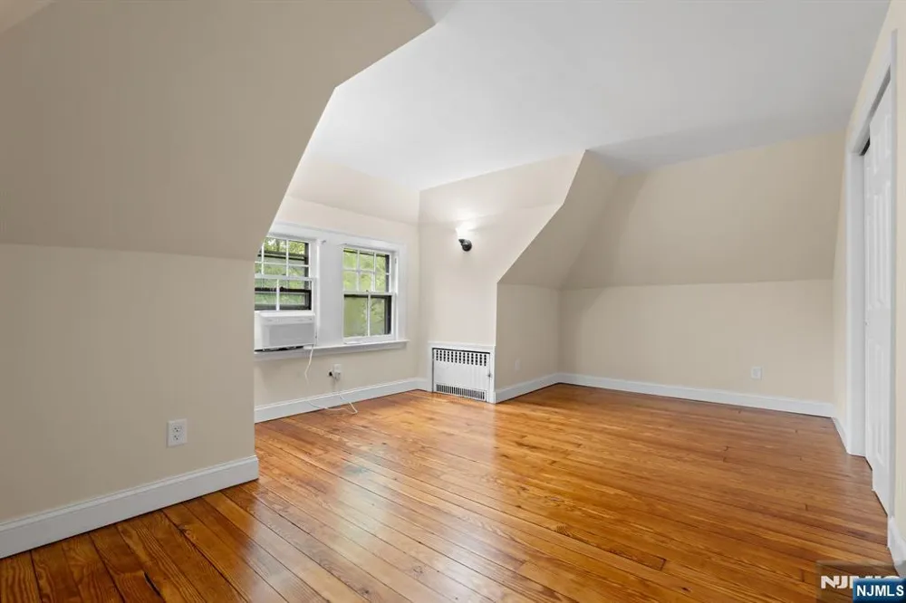 616-618 Clifton Avenue Newark, NJ 07104