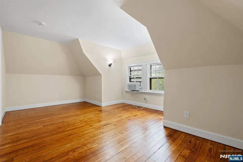 616-618 Clifton Avenue Newark, NJ 07104