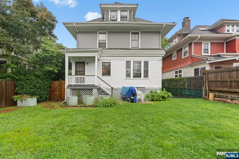 616-618 Clifton Avenue Newark, NJ 07104