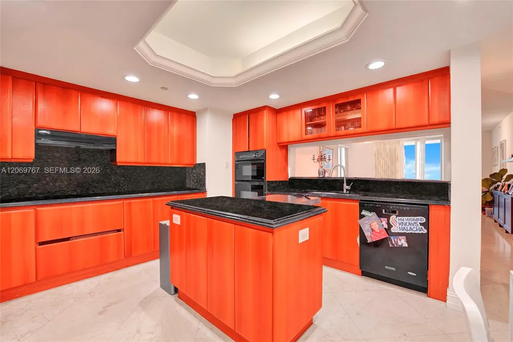 9595 Collins Ave. #5NG Surfside, FL 33154