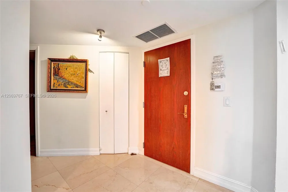 9595 Collins Ave. #5NG Surfside, FL 33154