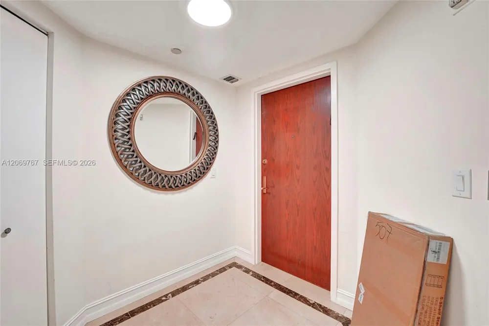 9595 Collins Ave. #5NG Surfside, FL 33154
