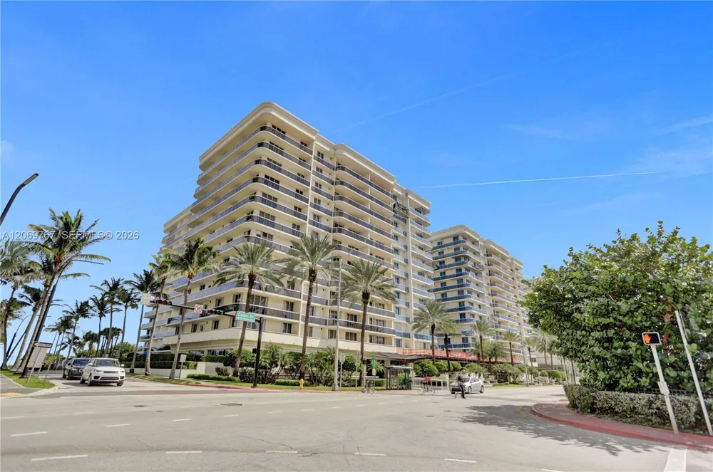 9595 Collins Ave. #5NG Surfside, FL 33154