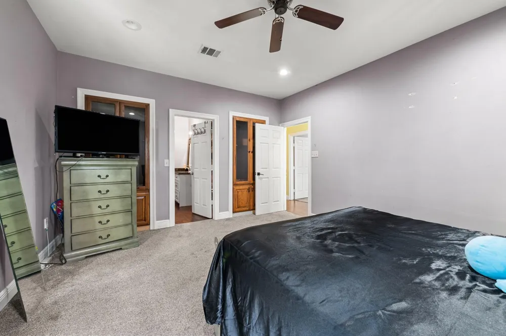 169 Road 5217 Cleveland, TX 77327