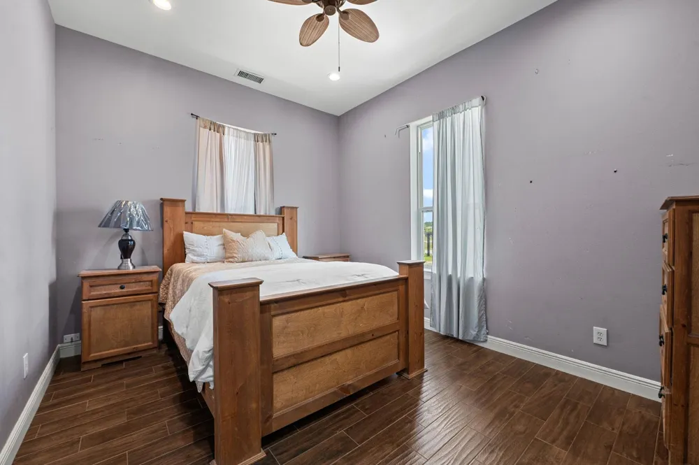 169 Road 5217 Cleveland, TX 77327
