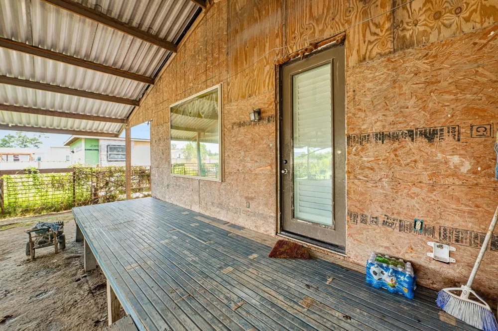 169 Road 5217 Cleveland, TX 77327