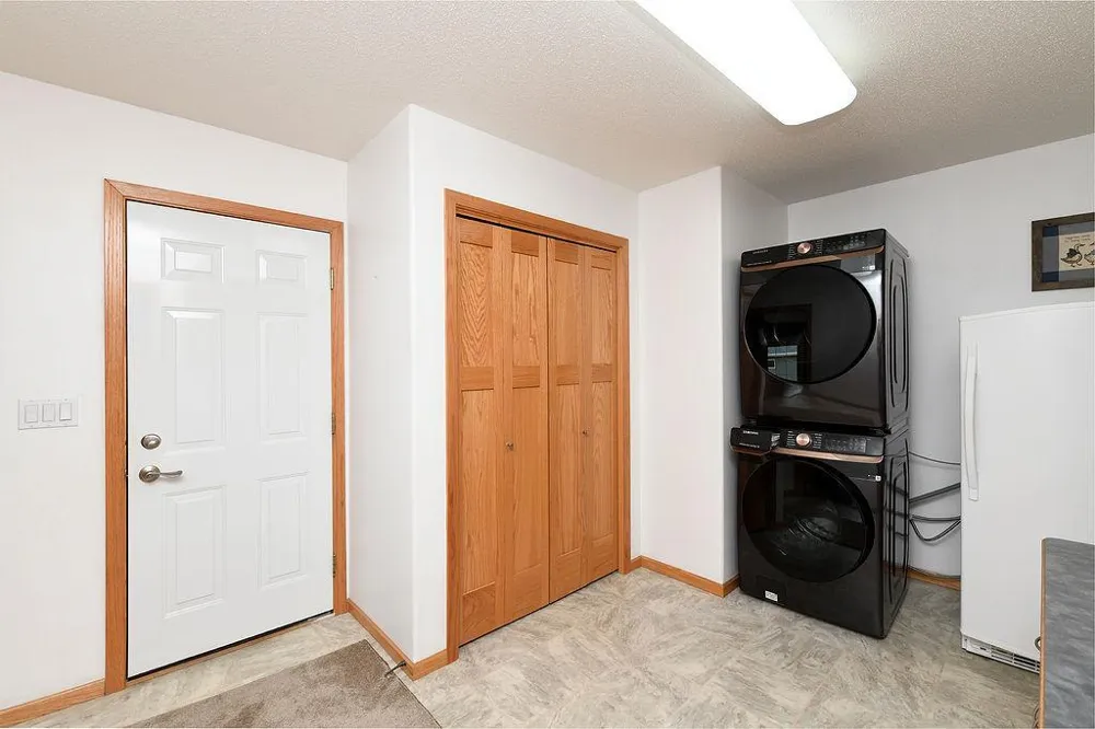 520 2nd Avenue S Kindred, ND 58051