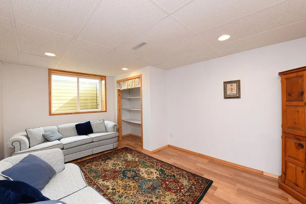 520 2nd Avenue S Kindred, ND 58051