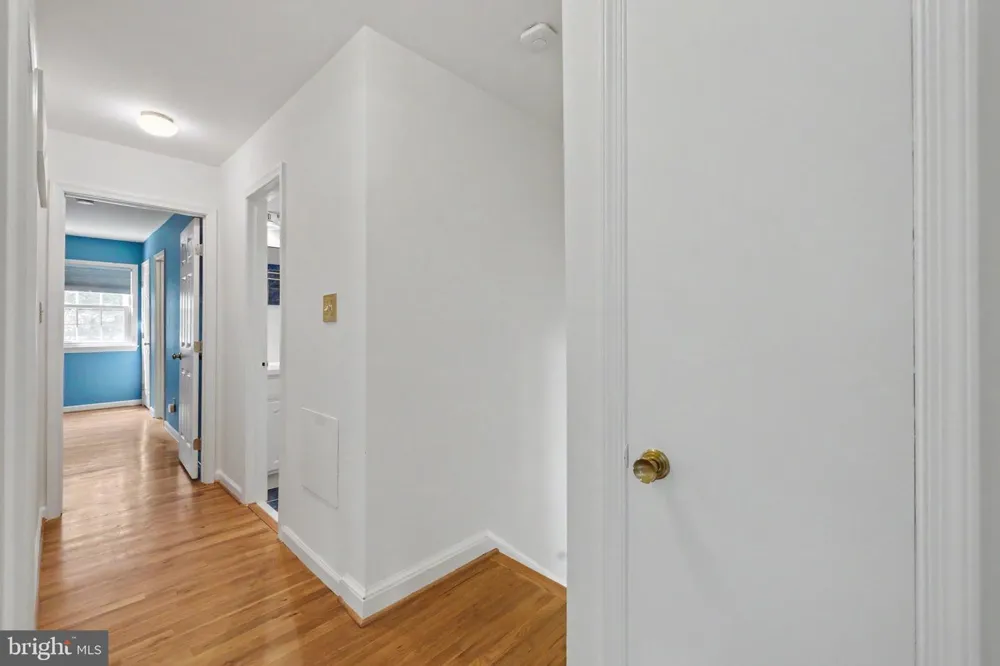 2113 SHERIFF COURT Vienna, VA 22181