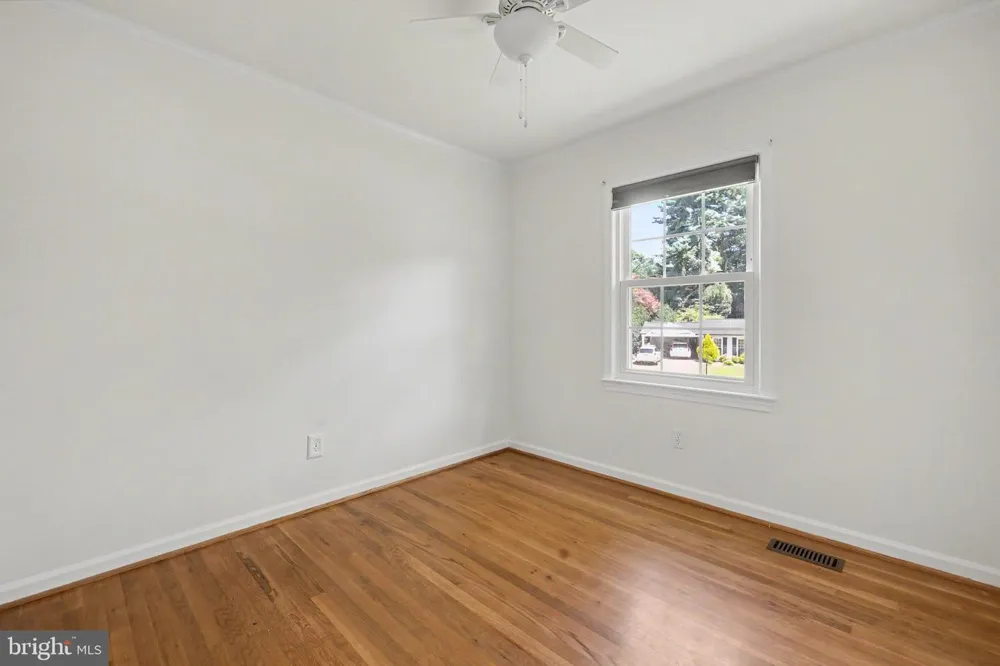 2113 SHERIFF COURT Vienna, VA 22181