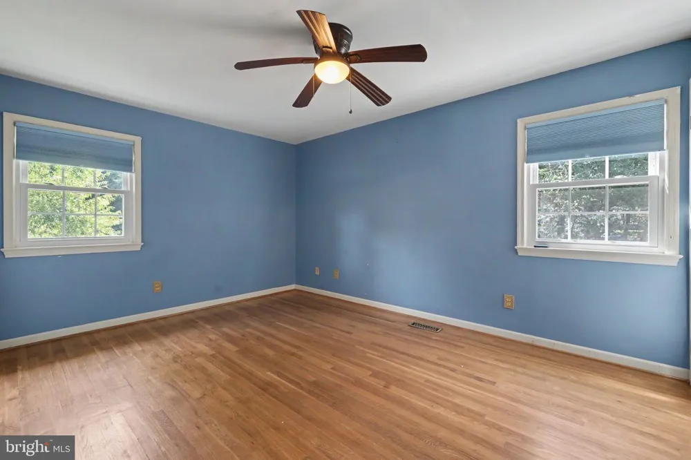 2113 SHERIFF COURT Vienna, VA 22181