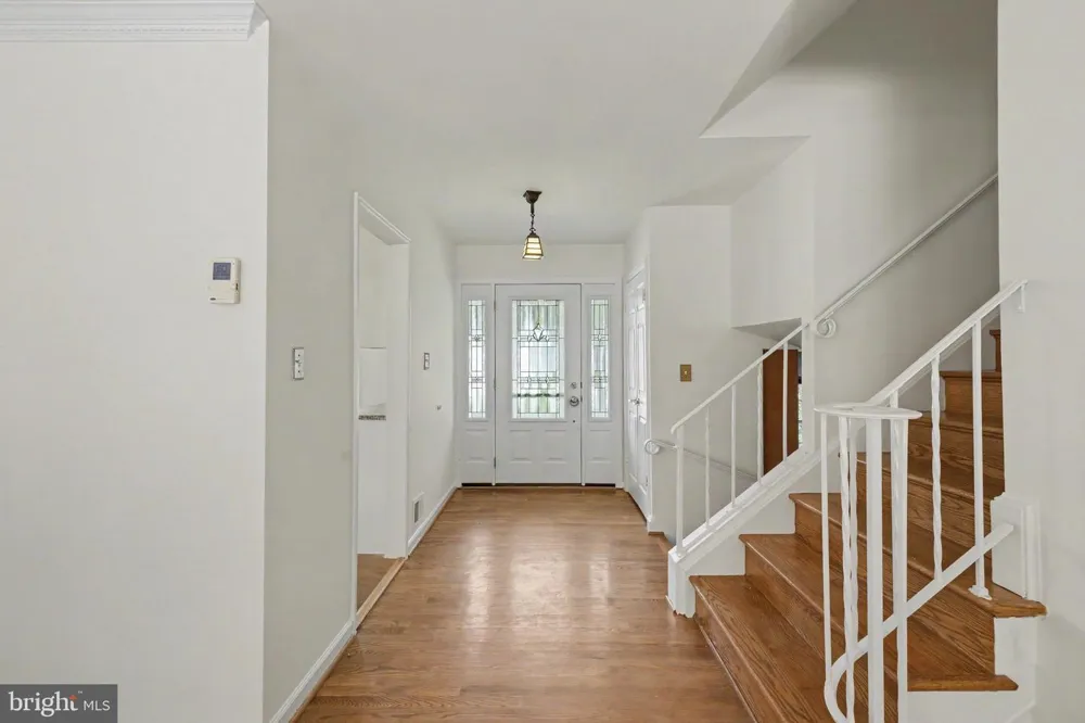 2113 SHERIFF COURT Vienna, VA 22181