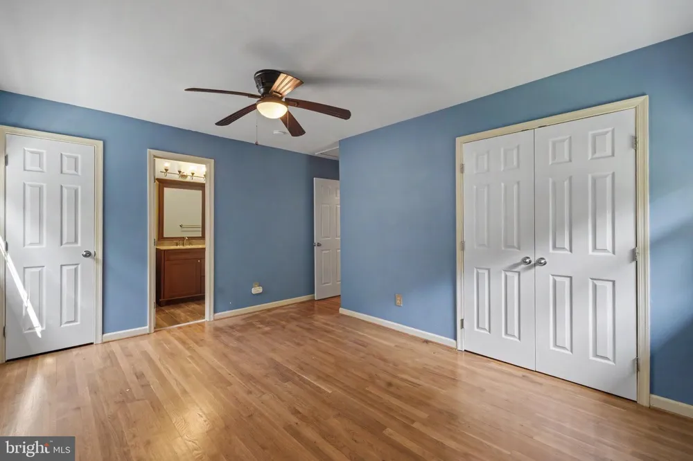 2113 SHERIFF COURT Vienna, VA 22181