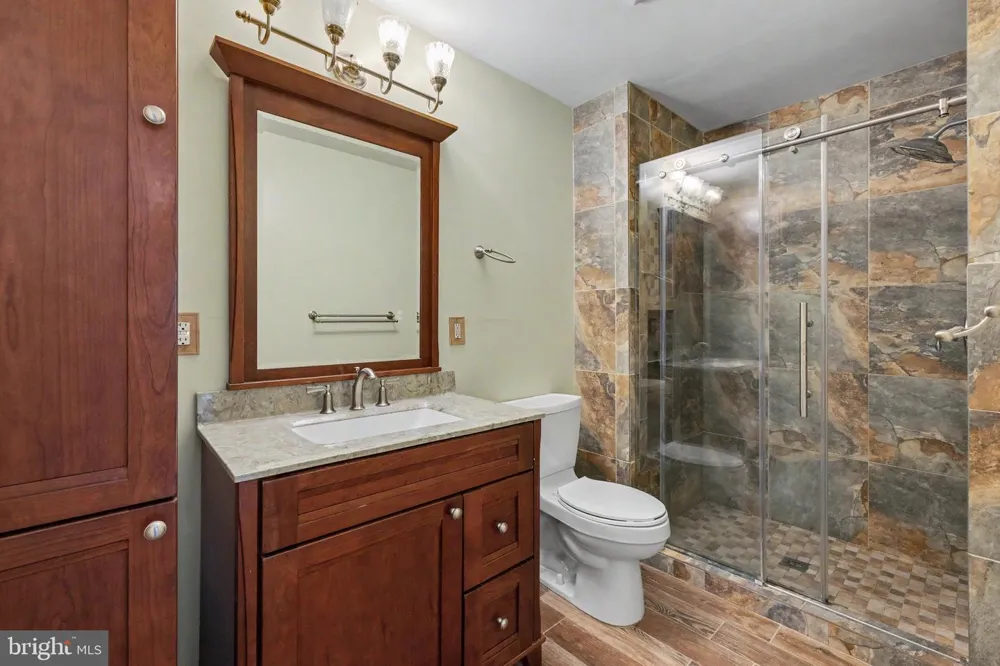 2113 SHERIFF COURT Vienna, VA 22181