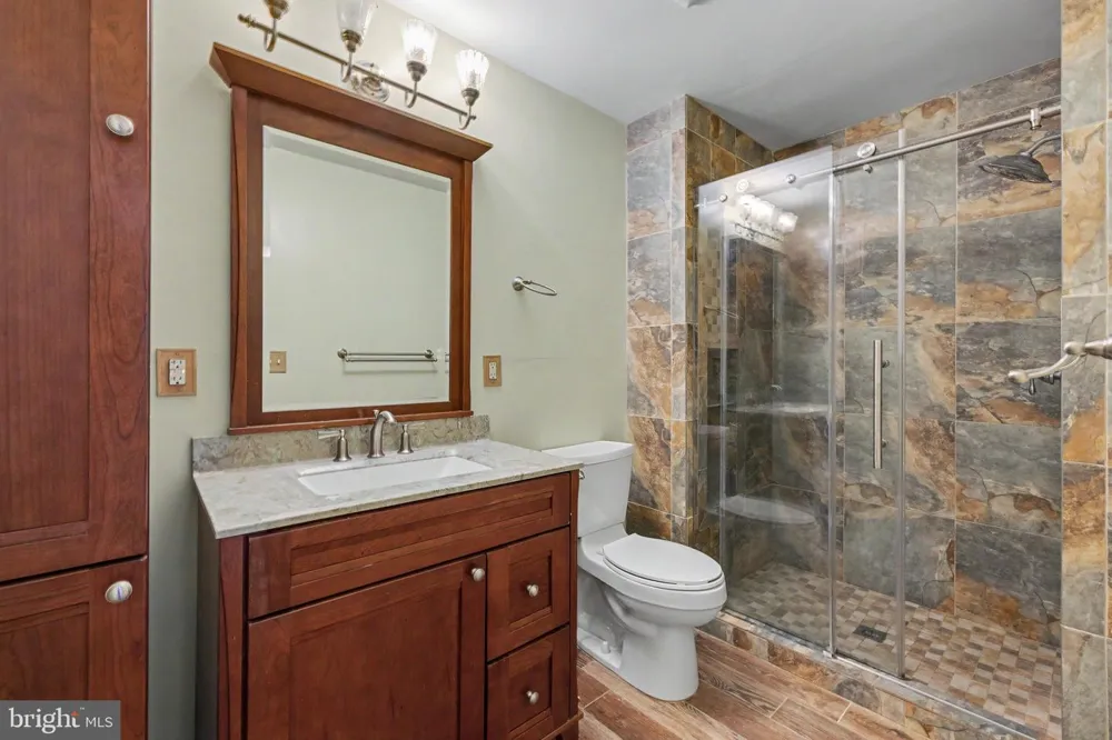2113 SHERIFF COURT Vienna, VA 22181