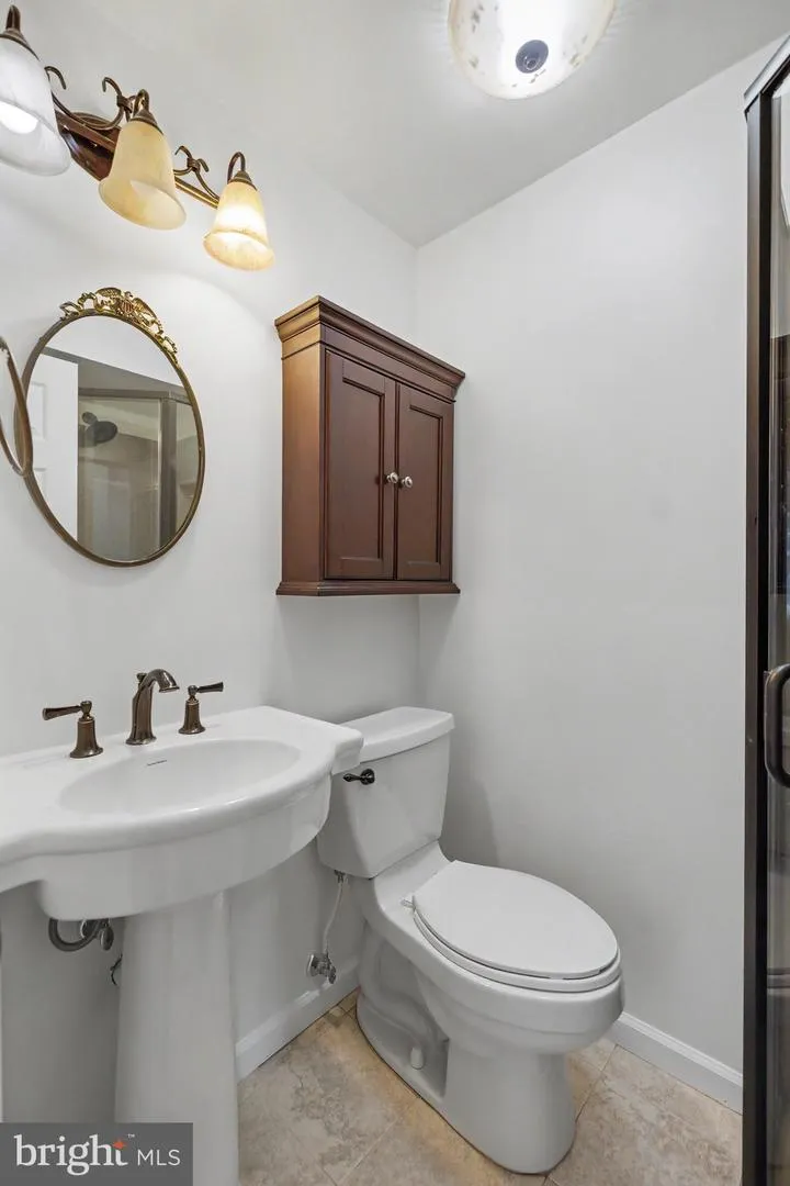 2113 SHERIFF COURT Vienna, VA 22181