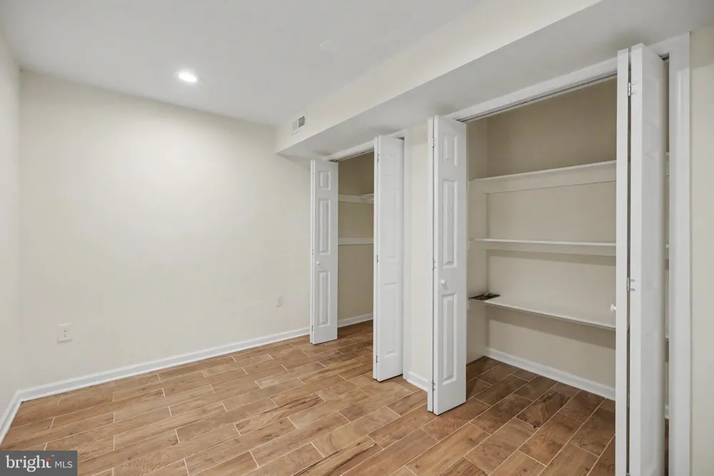 2113 SHERIFF COURT Vienna, VA 22181