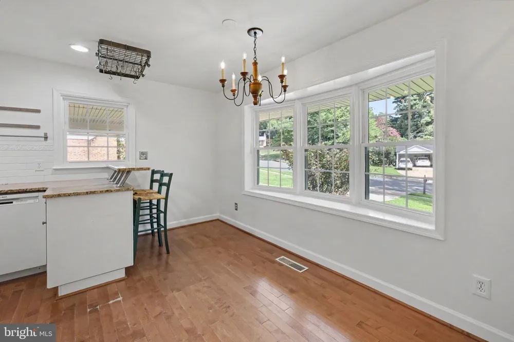 2113 SHERIFF COURT Vienna, VA 22181