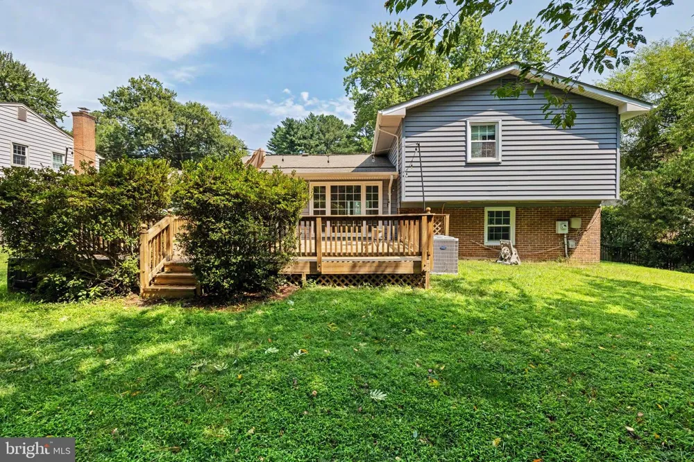 2113 SHERIFF COURT Vienna, VA 22181