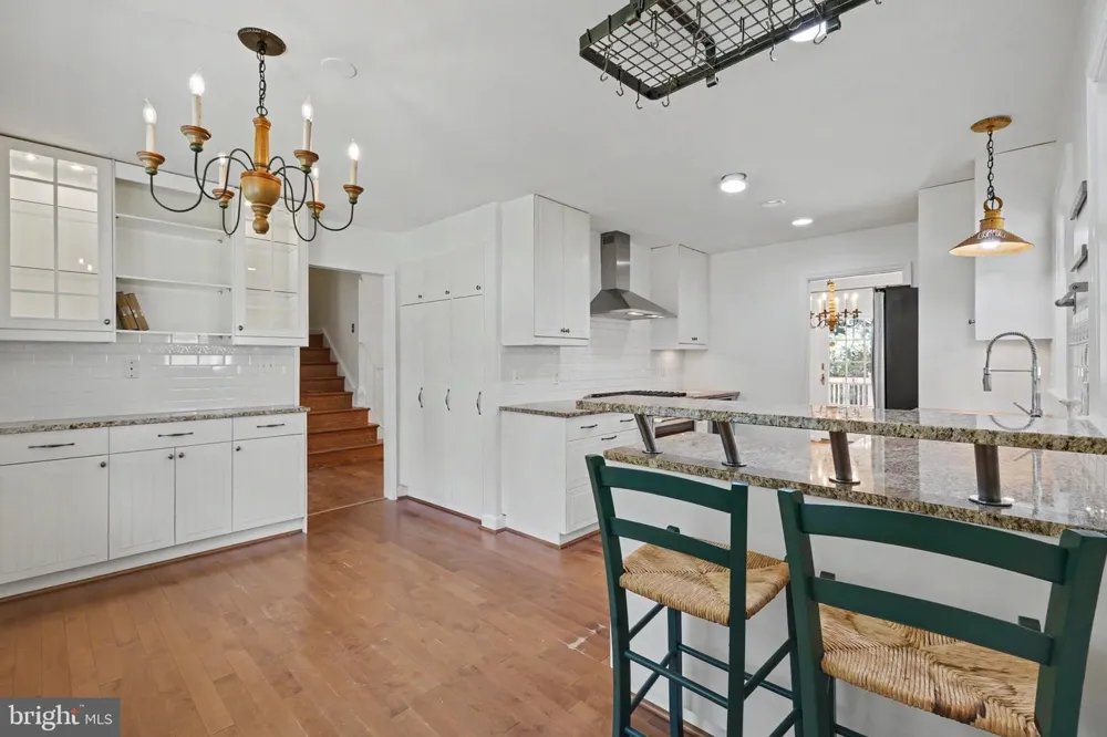 2113 SHERIFF COURT Vienna, VA 22181