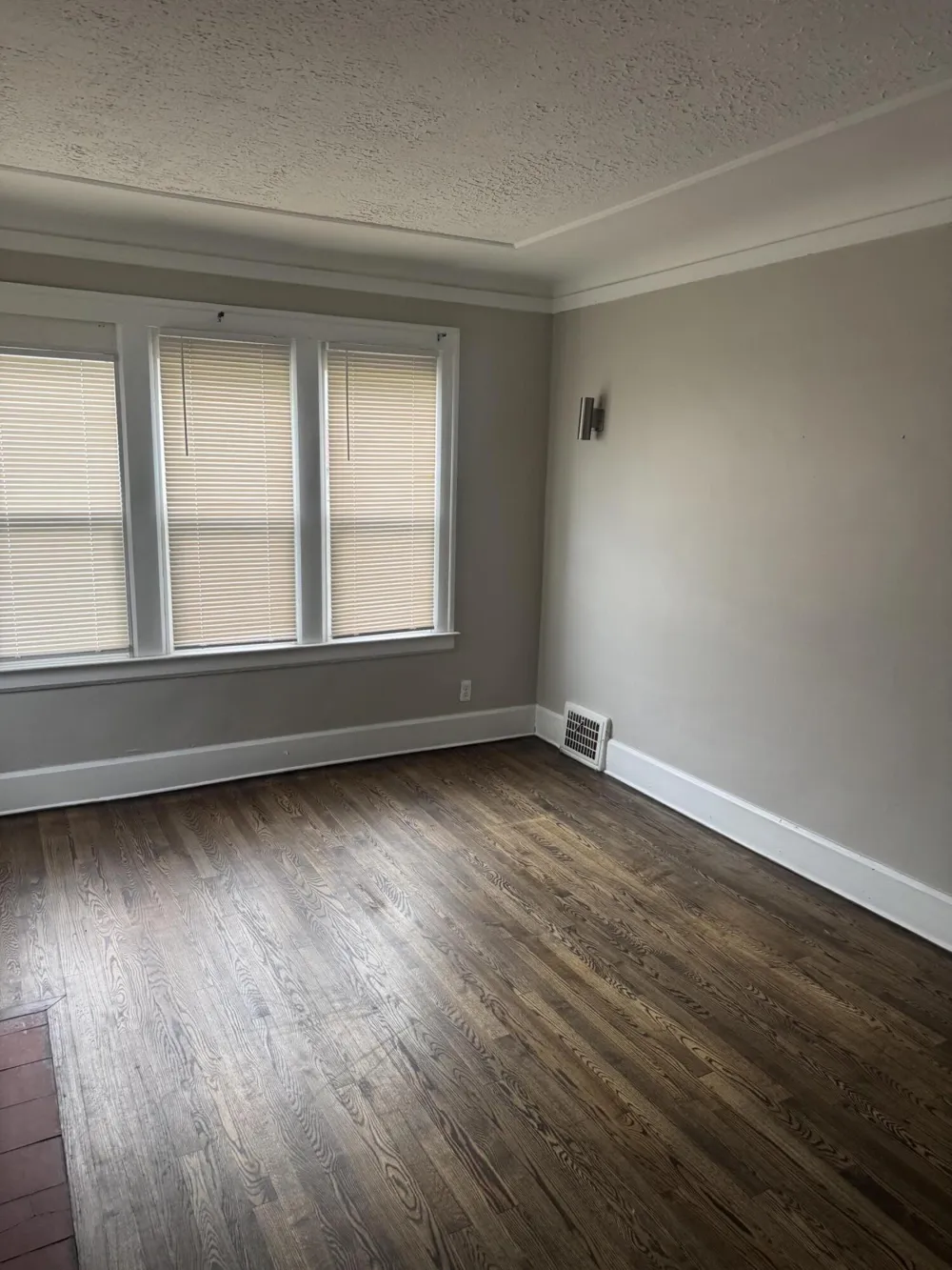 15940 Hackett Street Detroit, MI 48227