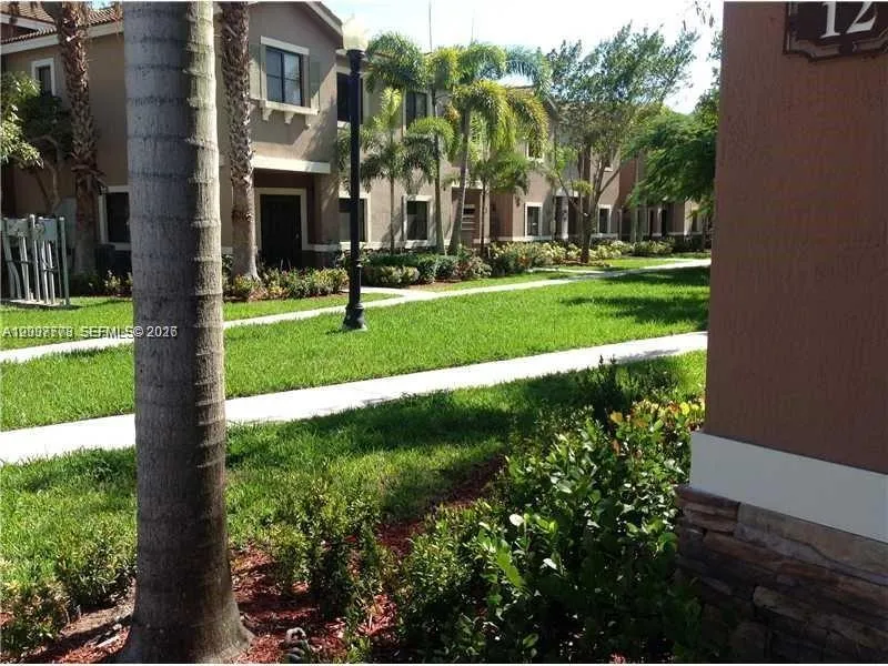 22811 SW 88th Pl #2-22 Cutler Bay, FL 33190