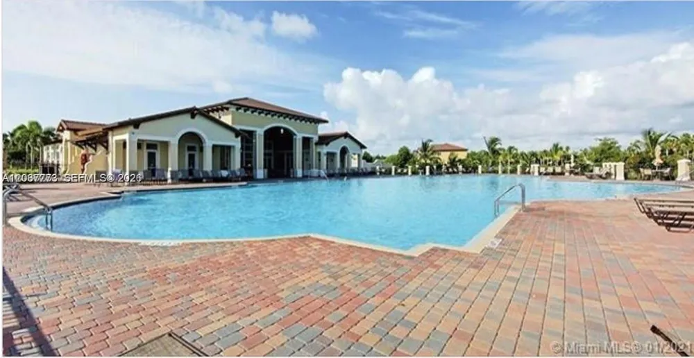 22811 SW 88th Pl #2-22 Cutler Bay, FL 33190