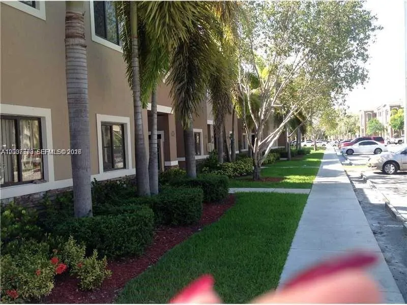 22811 SW 88th Pl #2-22 Cutler Bay, FL 33190