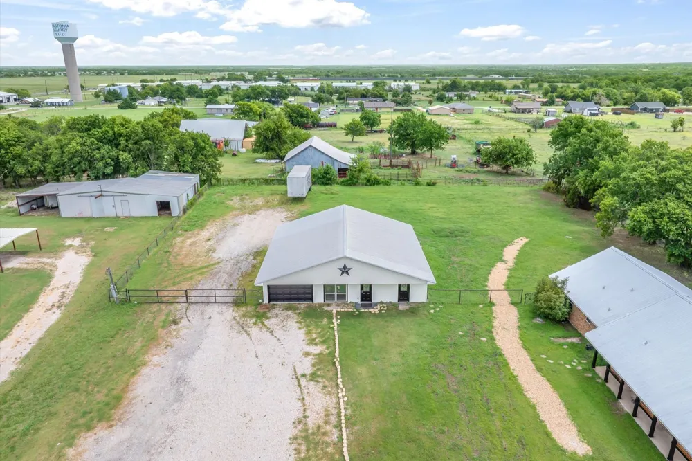 6128 Fm 148 Terrell, TX 75160